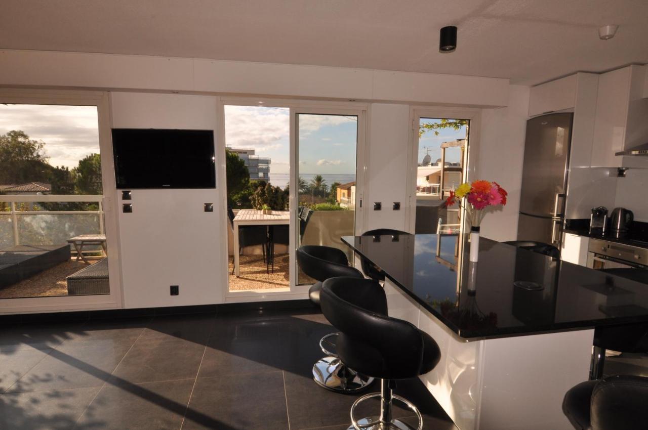 Gorgeous One-Bedroom Apartment With Terrace And Sea View -Stayinantibes- Bijou Plage 외부 사진