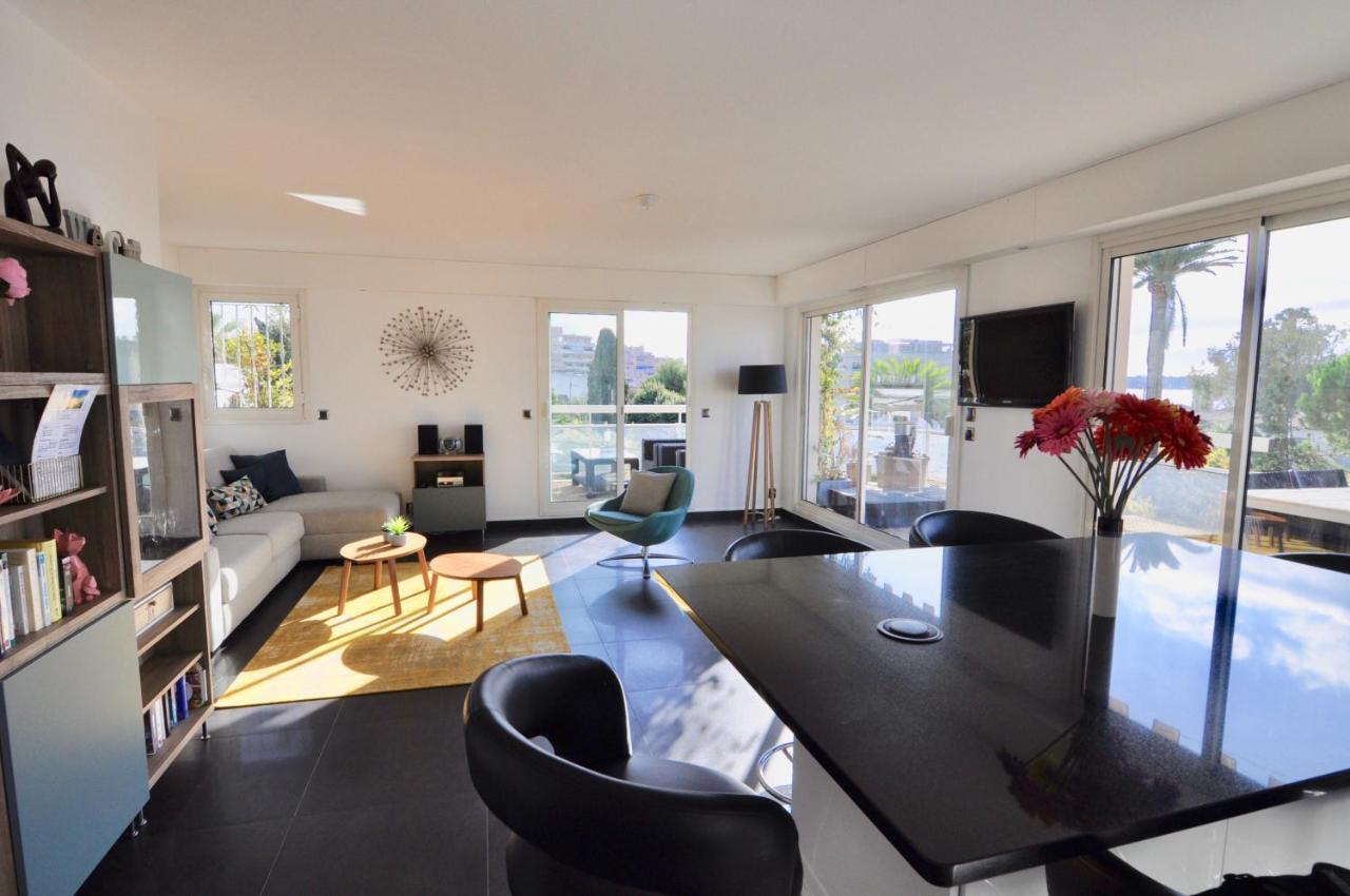 Gorgeous One-Bedroom Apartment With Terrace And Sea View -Stayinantibes- Bijou Plage 외부 사진